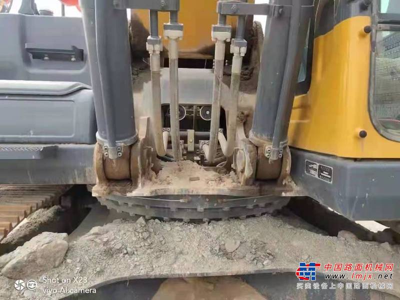 徐州市出售转让二手不详小时2018年徐工XE370D挖掘机