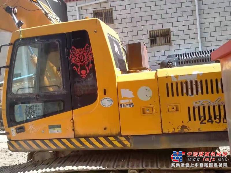 徐州市出售转让二手不详小时2009年现代R225挖掘机