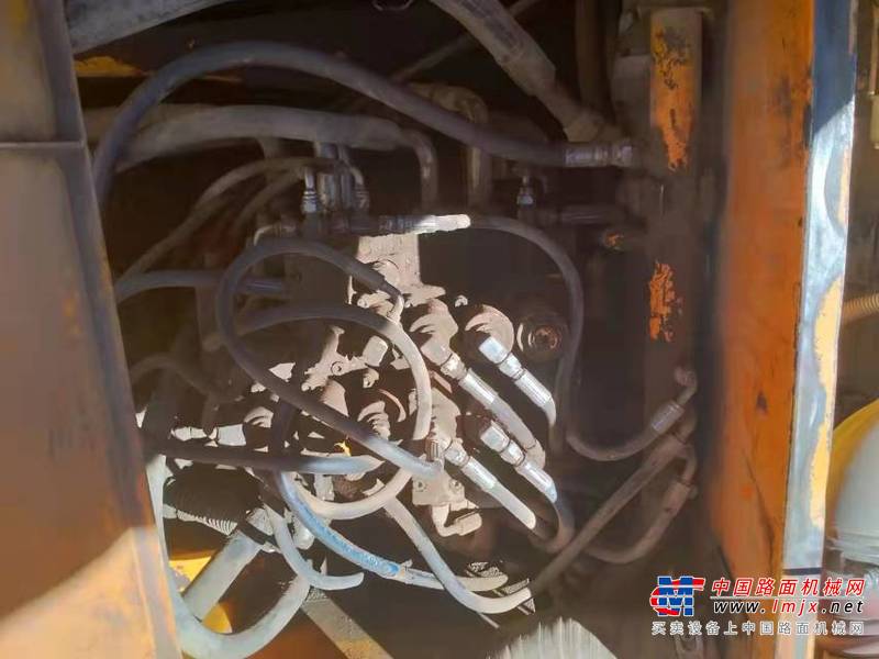 徐州市出售转让二手不详小时2009年现代R225挖掘机