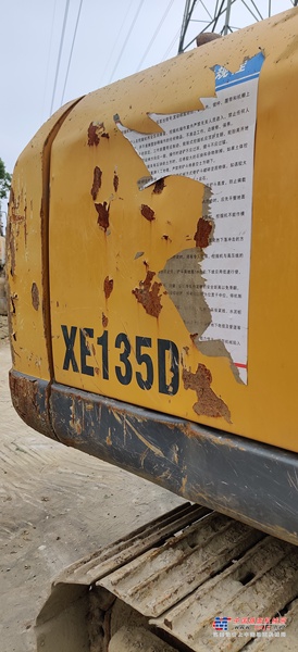 徐州市出售转让二手不详小时2019年徐工XE135挖掘机