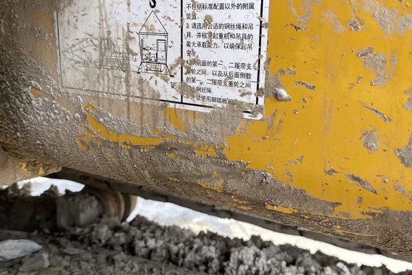 徐州市出售转让二手不详小时2013年柳工CLG939挖掘机