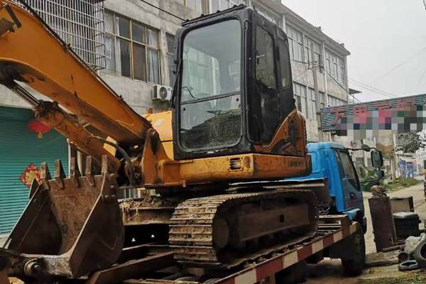 徐州市出售转让二手不详小时2012年龙工LG6085挖掘机