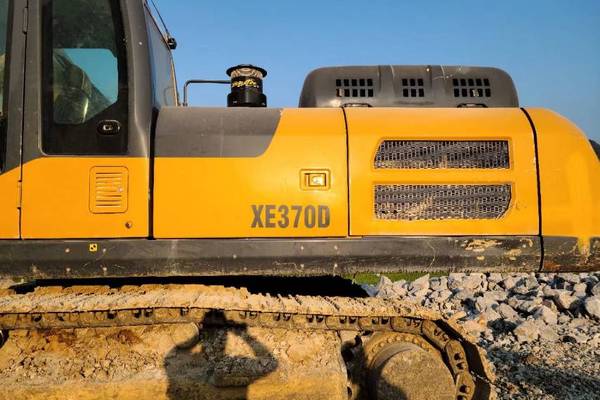 徐州市出售转让二手不详小时2020年徐工XE370D挖掘机