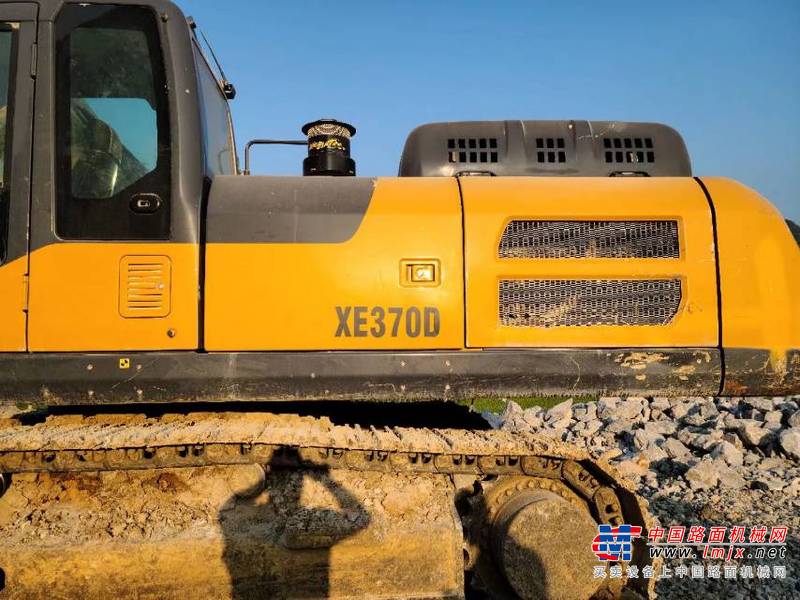 徐州市出售转让二手不详小时2020年徐工XE370D挖掘机