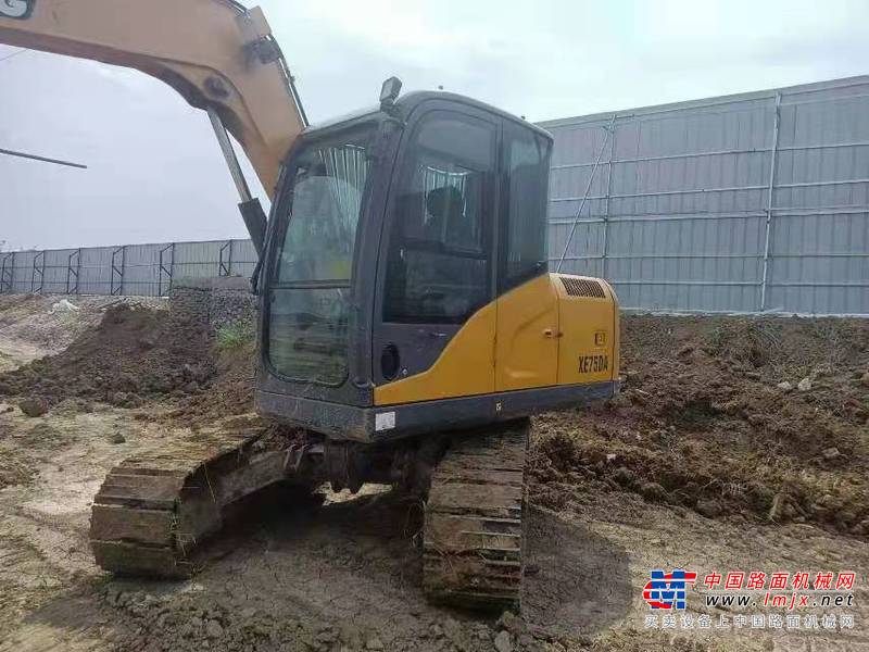 徐州市出售转让二手不详小时2020年徐工XE75挖掘机