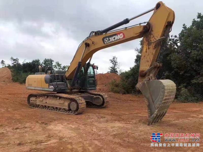徐州市出售转让二手不详小时2021年徐工XE370D挖掘机