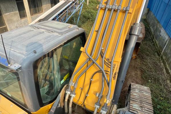 徐州市出售转让二手不详小时2019年徐工XE370D挖掘机