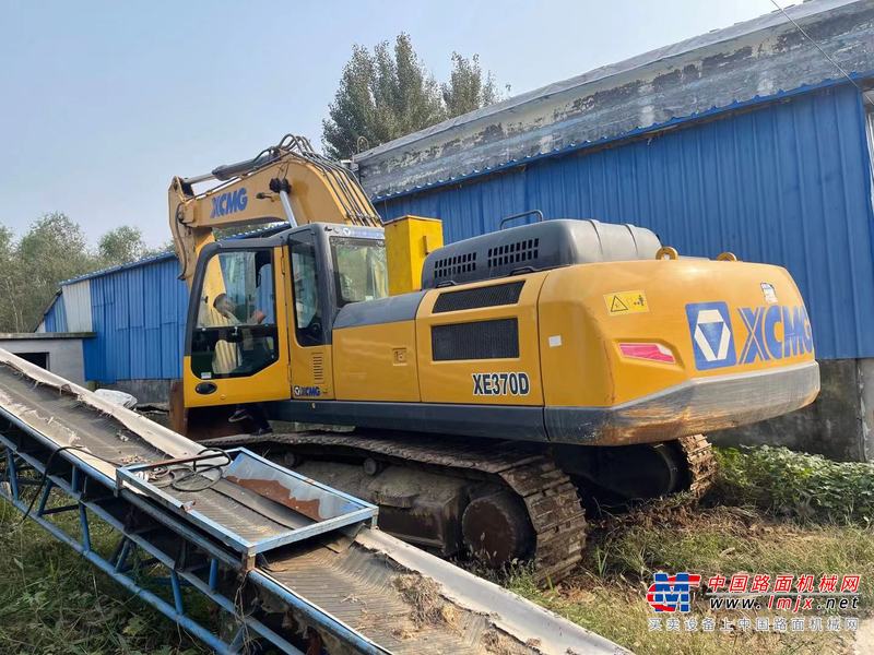 徐州市出售转让二手不详小时2019年徐工XE370D挖掘机