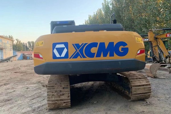 徐州市出售转让二手不详小时2019年徐工XE215D挖掘机