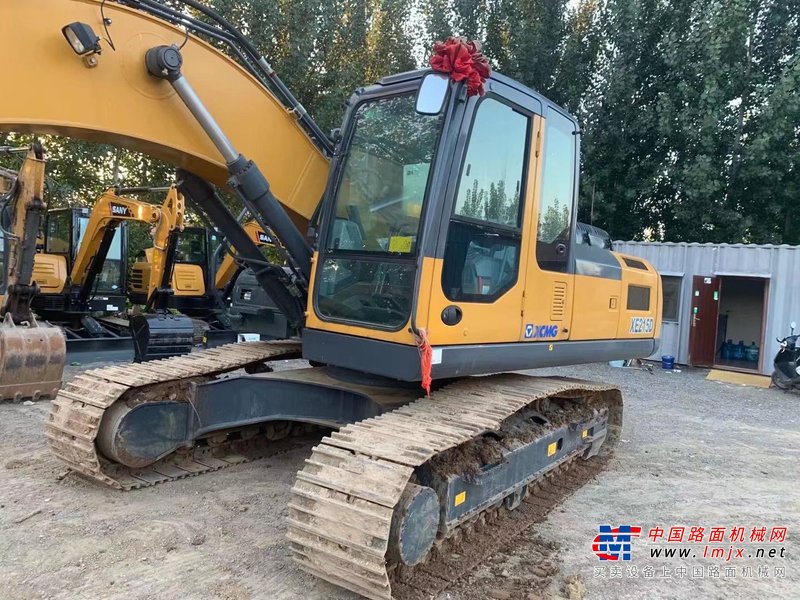 徐州市出售转让二手不详小时2019年徐工XE215D挖掘机