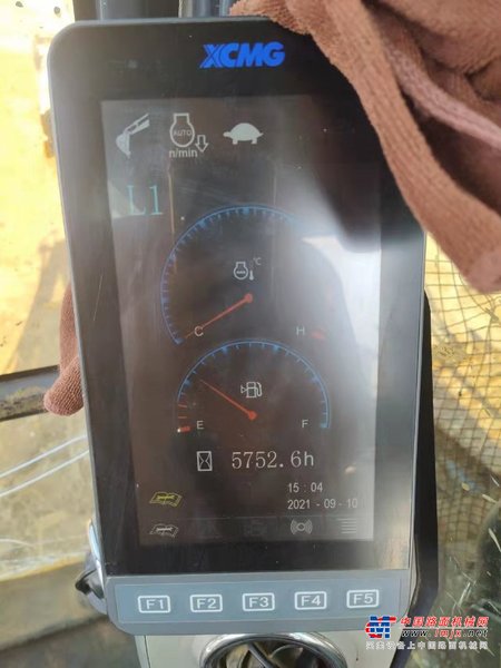 徐州市出售转让二手不详小时2018年徐工XE215D挖掘机