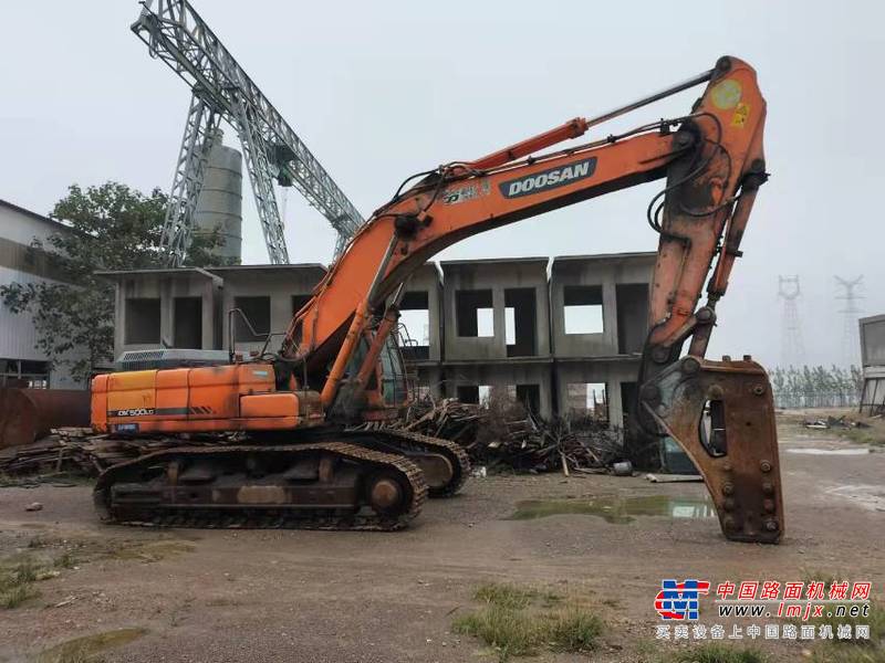 徐州市出售转让二手不详小时2014年斗山DH500挖掘机