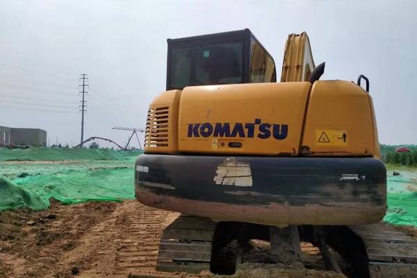 徐州市出售转让二手不详小时2014年小松PC60-7挖掘机