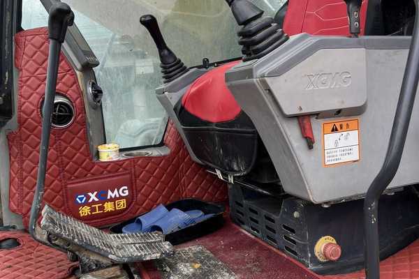 徐州市出售转让二手不详小时2018年徐工XE370D挖掘机