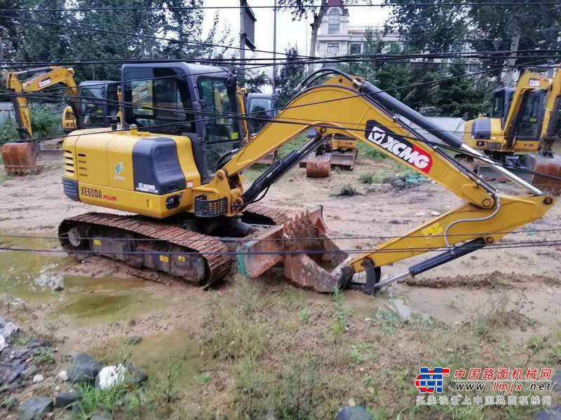 徐州市出售转让二手不详小时2020年徐工XE60DA挖掘机