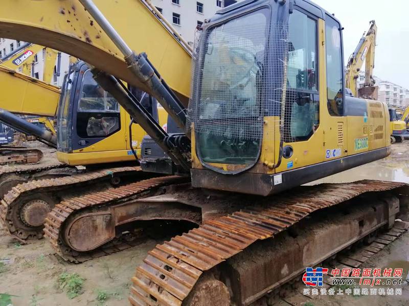 徐州市出售转让二手不详小时2015年徐工XE265C挖掘机
