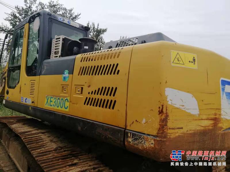 徐州市出售转让二手不详小时2015年徐工XE265C挖掘机