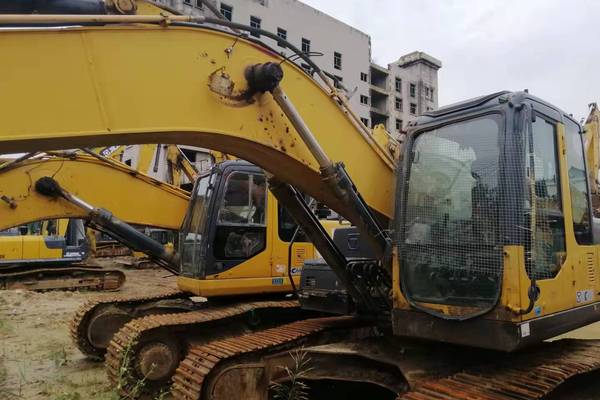徐州市出售转让二手不详小时2015年徐工XE265C挖掘机