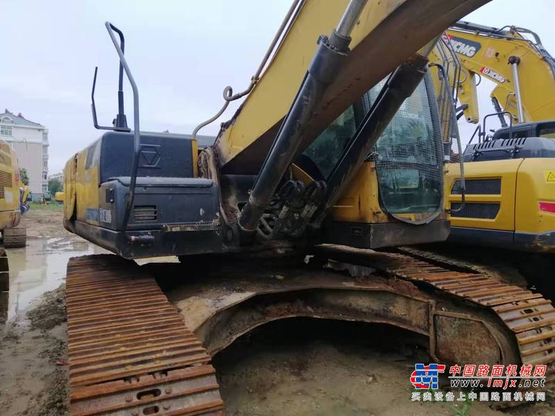 徐州市出售转让二手不详小时2015年徐工XE265C挖掘机
