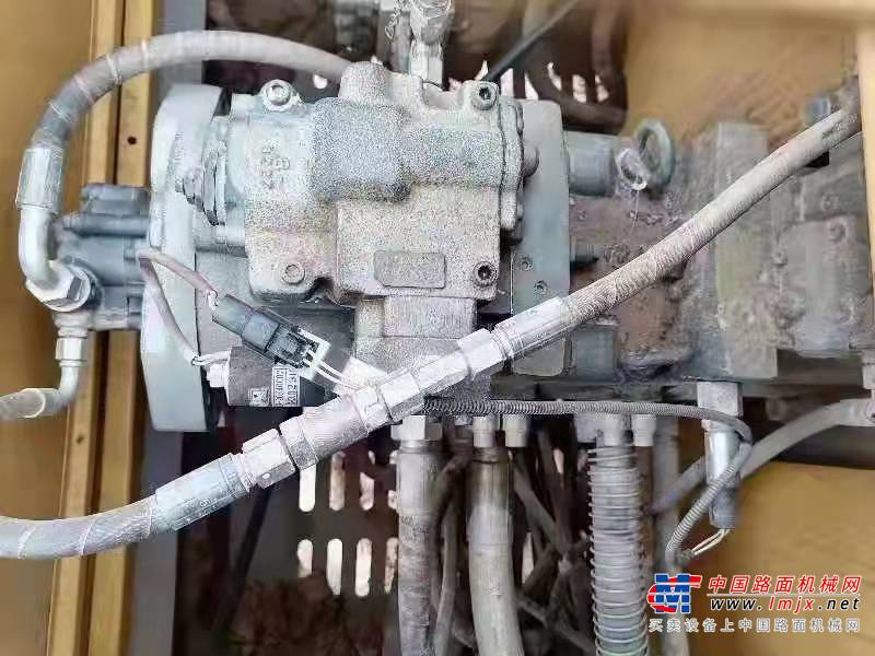 徐州市出售转让二手不详小时2015年徐工XE370D挖掘机