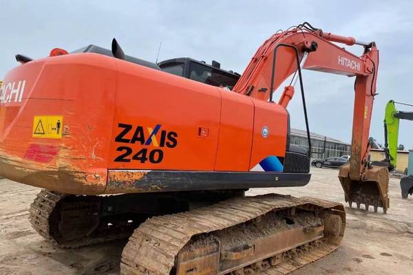 徐州市出售转让二手不详小时2018年日立ZX200挖掘机