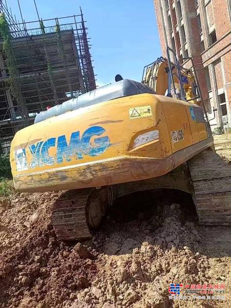 徐州市出售转让二手不详小时2018年徐工XE200D挖掘机