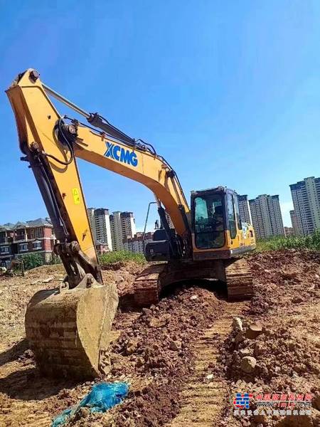 徐州市出售转让二手不详小时2018年徐工XE200D挖掘机