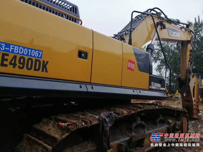 徐州市出售转让二手不详小时2020年徐工XE490D挖掘机