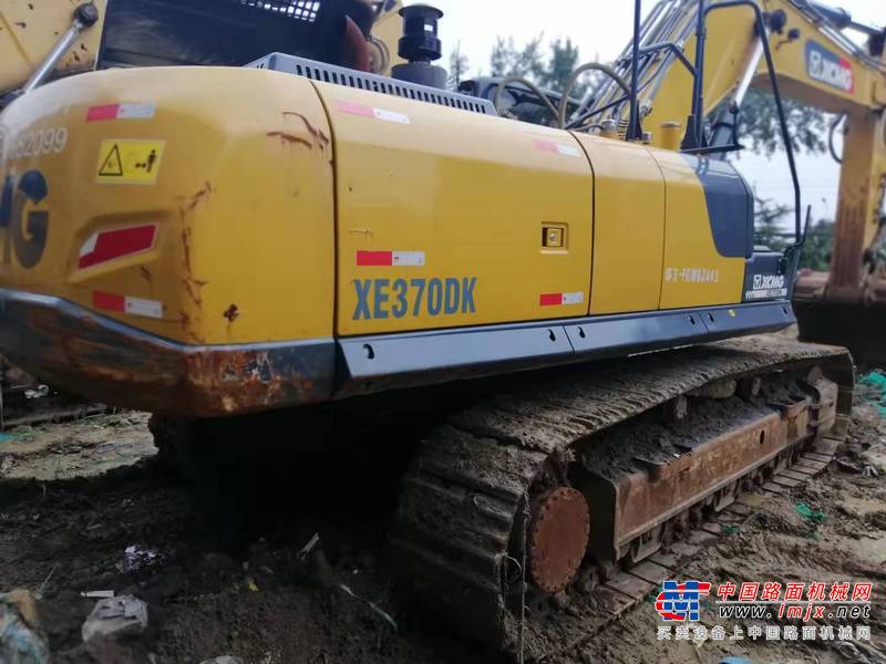 徐州市出售转让二手不详小时2019年徐工XE370D挖掘机