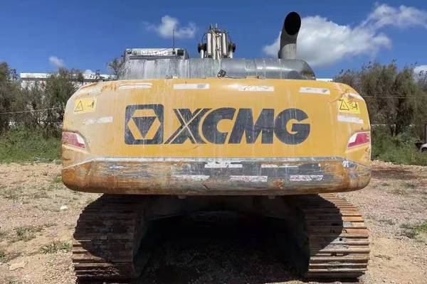徐州市出售转让二手不详小时2020年徐工XE215D挖掘机