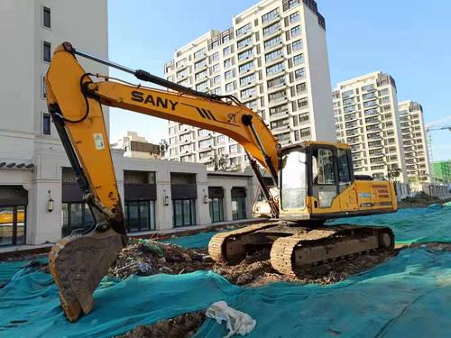 徐州市出售转让二手不详小时2011年三一重工SY215挖掘机