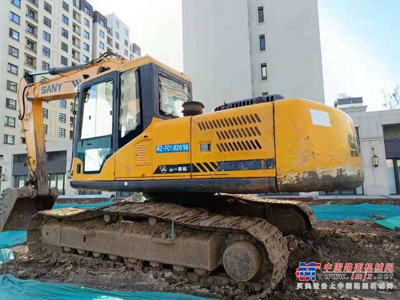 徐州市出售转让二手不详小时2011年三一重工SY215挖掘机