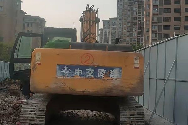 徐州市出售转让二手不详小时2013年现代R225挖掘机
