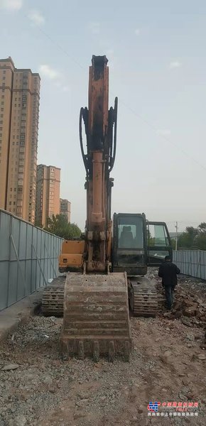 徐州市出售转让二手不详小时2013年现代R225挖掘机