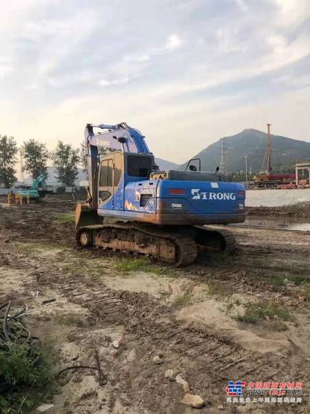 徐州市出售转让二手不详小时2014年山重建机GC208挖掘机