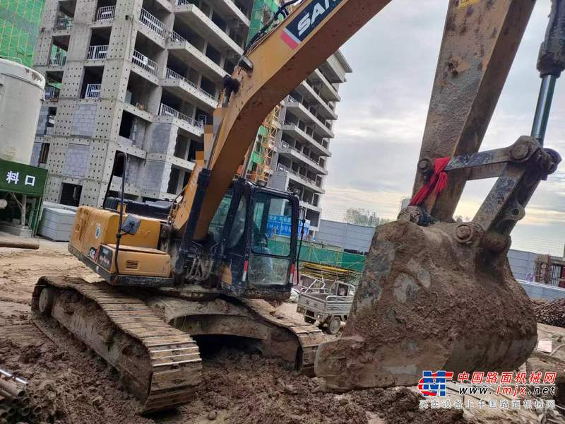 徐州市出售转让二手不详小时2018年三一重工SY215挖掘机