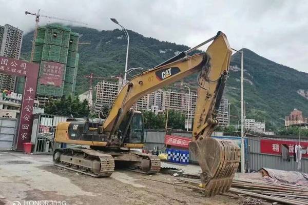 徐州市出售转让二手不详小时2018年卡特彼勒330D挖掘机