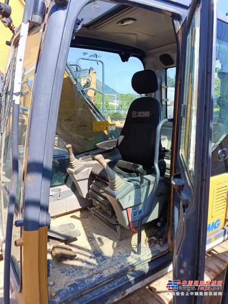 徐州市出售转让二手不详小时2018年徐工XE215D挖掘机