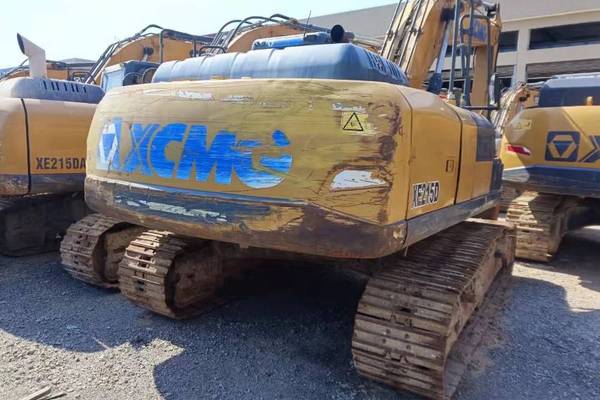 徐州市出售转让二手不详小时2018年徐工XE215D挖掘机