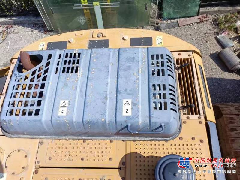 徐州市出售转让二手不详小时2018年徐工XE215D挖掘机