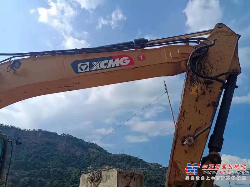 徐州市出售转让二手不详小时2019年徐工XE200D挖掘机