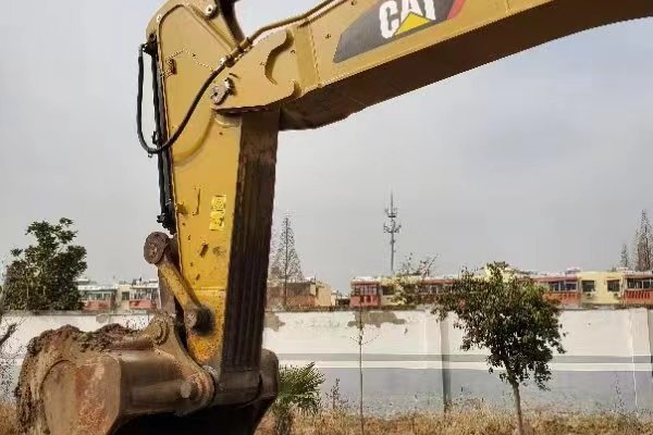 徐州市出售转让二手不详小时2017年黑马HM812N挖掘机