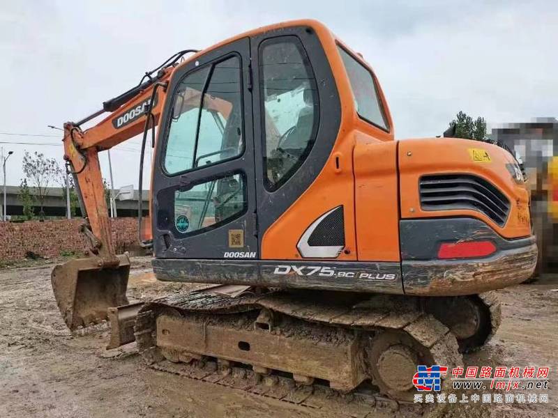 徐州市出售转让二手不详小时2020年斗山DX75挖掘机