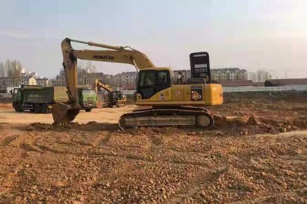 徐州市出售转让二手不详小时2014年小松PC270-7挖掘机