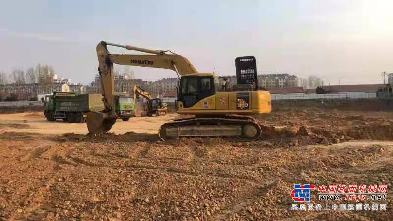 徐州市出售转让二手不详小时2014年小松PC270-7挖掘机