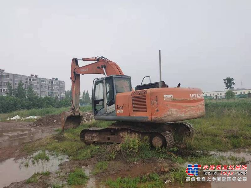 徐州市出售转让二手不详小时2009年日立ZX240挖掘机