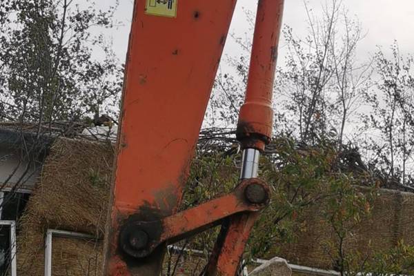 徐州市出售转让二手不详小时2008年日立ZX240挖掘机