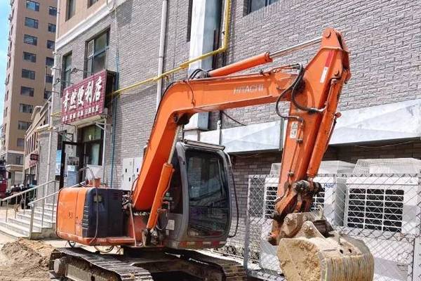 徐州市出售转让二手不详小时2010年日立EX70挖掘机