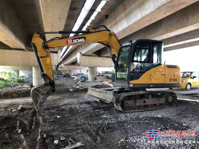 徐州市出售转让二手不详小时2020年徐工XE75挖掘机