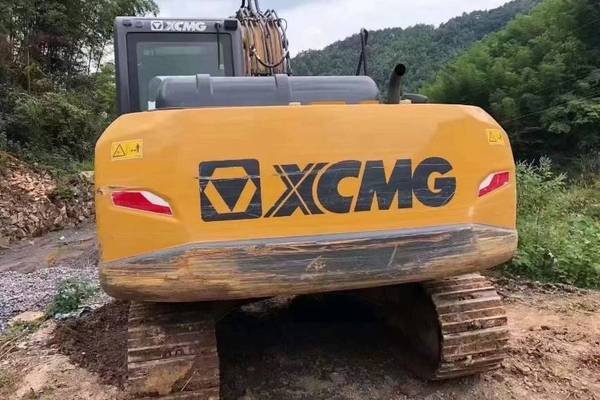 徐州市出售转让二手不详小时2020年徐工XE135挖掘机